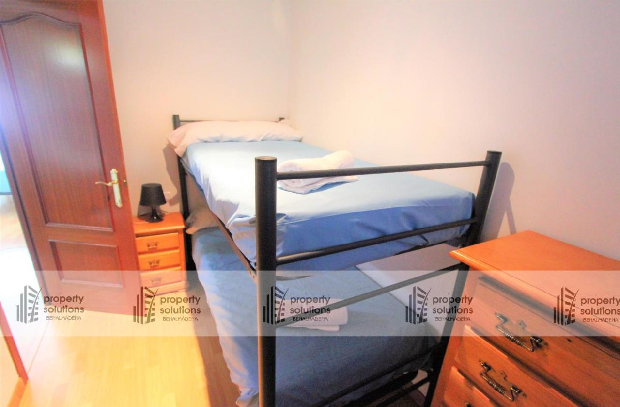 La Carihuela - Apartamento De 3 Dormitorios -A 300Mtrs De La Playa Torremolinos Ngoại thất bức ảnh