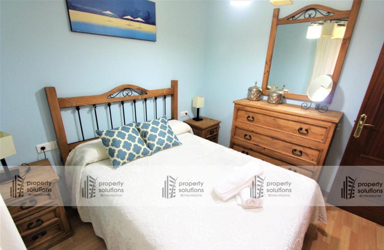 La Carihuela - Apartamento De 3 Dormitorios -A 300Mtrs De La Playa Torremolinos Ngoại thất bức ảnh
